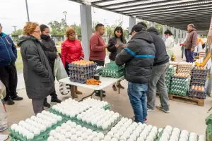 Del productor a la mesa se present en la Capital