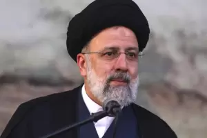 El helicptero que transportaba al jefe de Estado de Irn sufri un aterrizaje forzoso