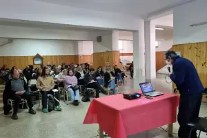 Con la asistencia de un gran nmero de palestristas, comenz el curso de DSI
