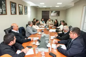 La comisin de Presupuesto del Senado recibi a la ministra Nazareno y al ministro vila