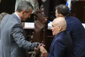 El oficialismo busca acelerar acuerdos para que se apruebe la Ley Bases