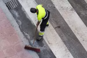 Cunto cobra por mes un pen general de barrido y limpieza en mayo de 2024