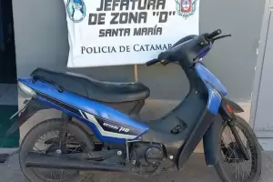 Policas recuperaron una motocicleta que fue denunciada como robada