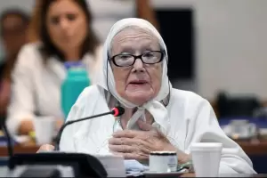 Muri Nora Cortias, una de las fundadoras de Madres de Plaza de Mayo