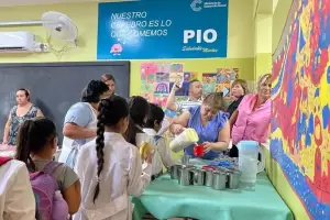 Jalil rubric convenio para garantizar el financiamiento de comedores escolares