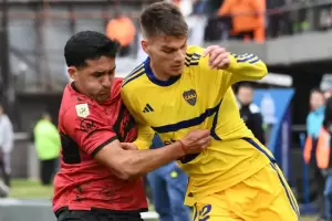 Boca no levanta cabeza en la Liga Profesional: sufri la expulsin de Marcos Rojo y perdi 1-0 con Platense