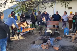 Despedidos de Textilcom: se tensa la espera y hay malestar por el subsidio recibido