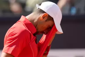 Bombazo en el mundo del tenis: Djokovic se baj de Roland Garros y Sinner ser el nuevo N1