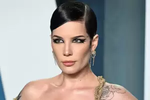 Halsey y su lucha contra la leucemia y el lupus: �Tengo suerte de estar viva�