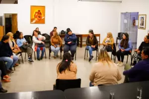 Salud trabajar con centros vecinales para la prevencin del dengue