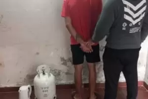 Intentaba vender objetos robados y termin aprehendido