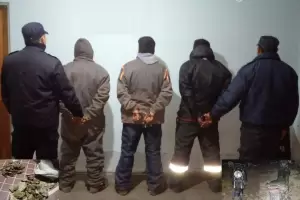 Detienen a tres sujetos y secuestran 10 kilos de rodocrosita