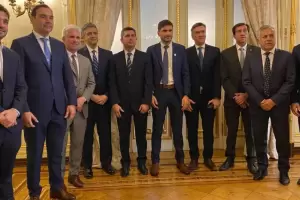 Gobernadores de JxC llamaron a votar por la Ley Bases y el paquete fiscal