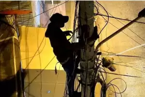 Demoran a menor de 15 aos por robar cables en Parque Amrica