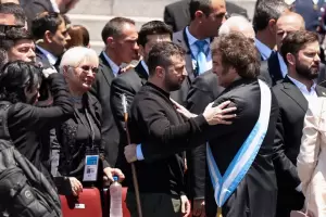 Milei finalmente viajar a Suiza y se ver con Zelenski en una cumbre por la paz en Ucrania