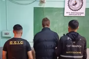 Secuestraron dispositivos electrnicos y detienen a una persona