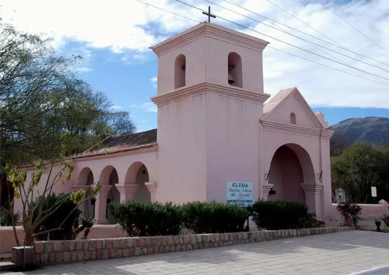 capilla hualfin