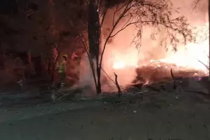 Bomberos Voluntarios sofocaron un incendio en Tinogasta