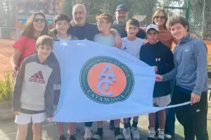Tenistas catamarque�os se destacaron en el Regional de Menores de Santiago del Estero