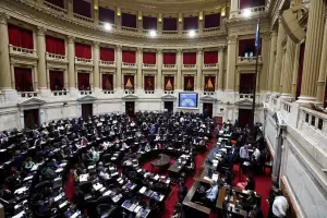 El Gobierno envi al Senado el DNU que increment en $100 mil millones el presupuesto para la nueva SIDE