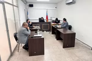 Ladrn le pag $10 mil a su vctima y esta lo disculp