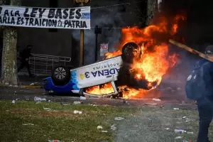 Cadena 3 presentar su nuevo mvil tras el ataque en la Plaza del Congreso