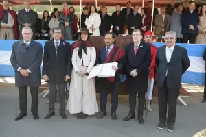 Catamarca y provincias del NOA entregaron a Victoria Villarruel el Pacto de Gemes