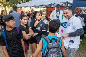 La Vicegobernacin Activa brind sus programas en el barrio Magisterio