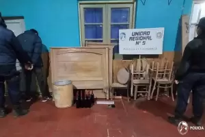 Aprehenden a un joven, demoraron a un adolescente y recuperaron varios elementos sustrados