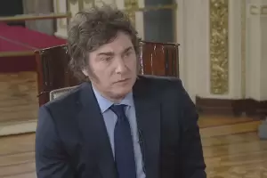 El presidente Milei confirm� el ingreso de Sturzenegger al gabinete y respald� a Caputo