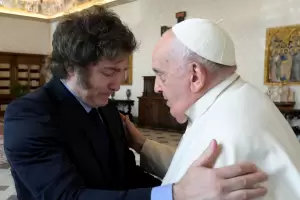 Milei dijo que Francisco era "milesta" y que "le dio a la motosierra como loco"