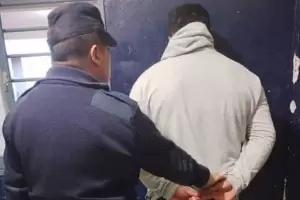 Agredi a mdicos del Mini hospital "Carlos Bravos" y fue aprehendido