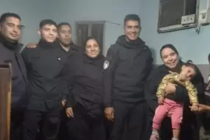 Policas de San Isidro salvaron la vida de una nia de dos aos