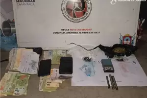 Tras allanamientos, detuvieron a dos personas y secuestraron droga