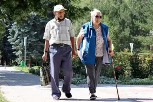 El poder adquisitivo de la jubilacin mnima mejor, pero sigue debajo del promedio del 2023