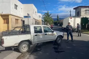 Choque entre camioneta y camin: solo daos materiales