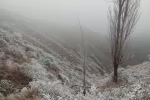 El invierno lleg� con nieve en el interior: mir� las postales
