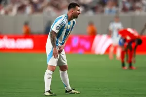 Da crucial para la Seleccin Argentina: Messi se har estudios por su molestia muscular