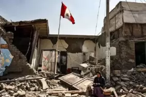 Un terremoto de magnitud 7.2 en Per� provoc� derrumbes y bloqueo de v�as