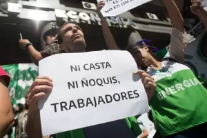 El Gobierno prepara el despido de alrededor de 5 mil empleados p�blicos