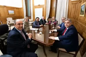Jalil junto a otros Gobernadores se comprometieron a firmar el pacto de Mayo