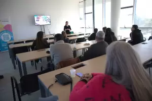 Nuevas capacitaciones sobre turismo a taxistas y remiseros de la Capital