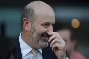 La iniciativa de Sturzenegger que impulsa un examen para ingresar al Estado provoc� tensi�n con los gremios