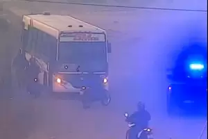 Colectivero fue apedreado y activ el botn antipnico