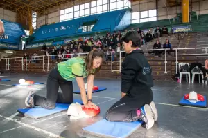 Fiesta del Poncho: realizaron taller de RCP y maniobras de Heimlich para trabajadores