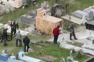 Desaparicin de Loan: la Polica Federal excava en el cementerio de 9 de Julio