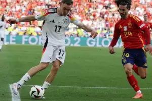 Con un gol agnico, Espaa venci 2-1 a Alemania y se clasific a las semifinales de la Eurocopa