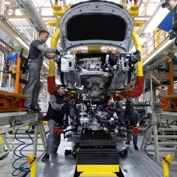 Fuerte retroceso de la actividad econ�mica: ca�da del 2,6% en febrero y se�ales de disparidad sectorial