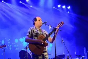 Patio de las Provincias: Franco Barrionuevo estrenar Zamba de los Ponchos