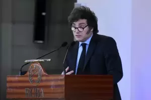 El presidente Milei advierte al Congreso que va "a vetar todas las leyes de los degenerados fiscales